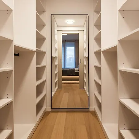 Skypark Luxe Living Μπρατισλάβα