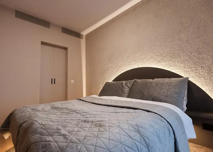 Skypark Luxe Living براتسيلافا