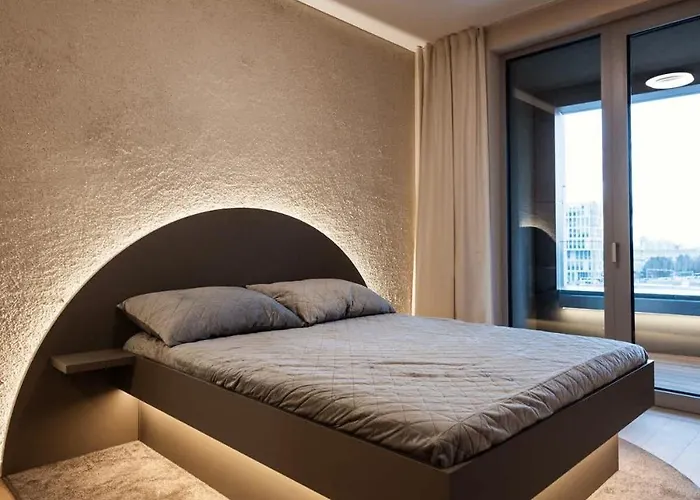 Skypark Luxe Living شقة