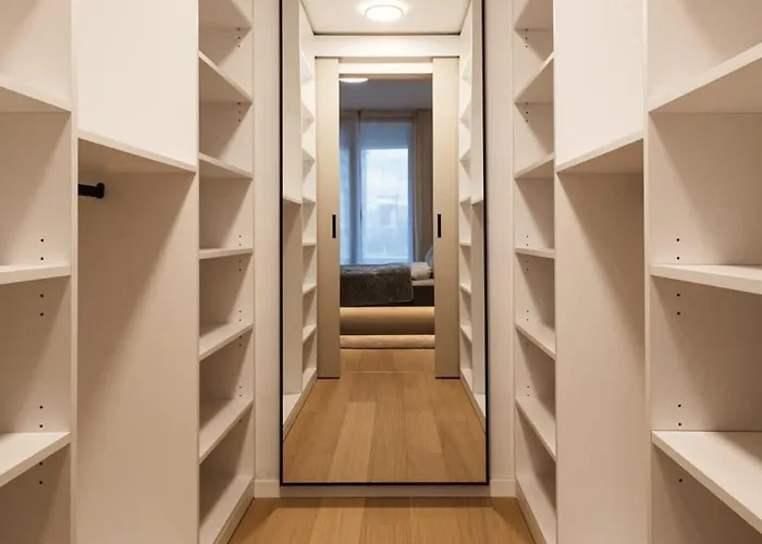 Skypark Luxe Living براتسيلافا