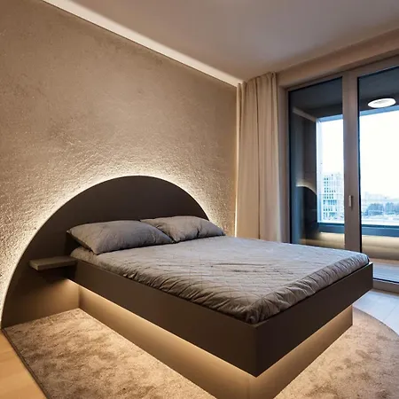 Skypark Luxe Living 아파트